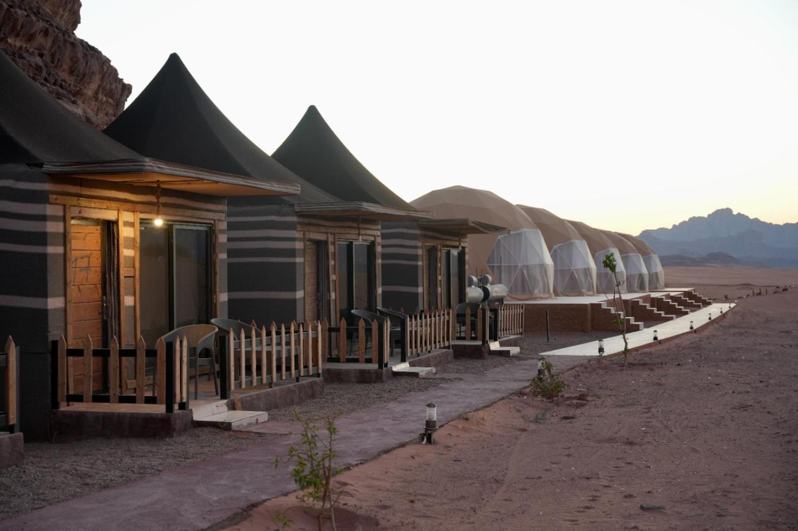 Shaheen Camp Wadi Rum Extérieur photo