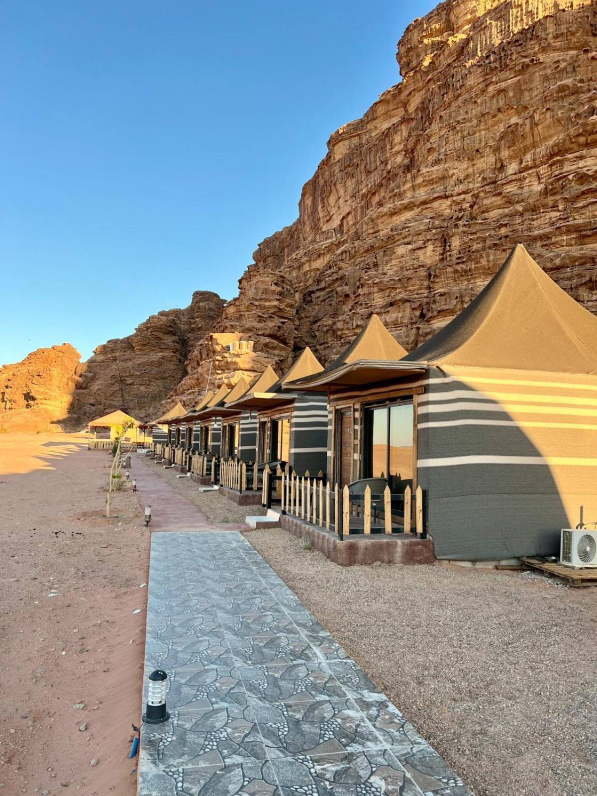 Shaheen Camp Wadi Rum Extérieur photo